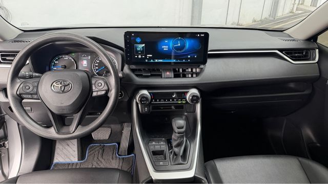 RAV4 2.5 HV  第9張相片