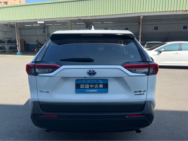 RAV4 2.5 HV  第4張相片