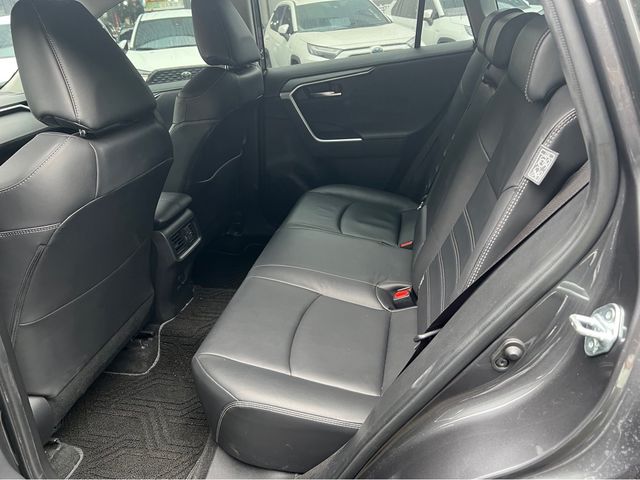 RAV4 2.0  第8張相片