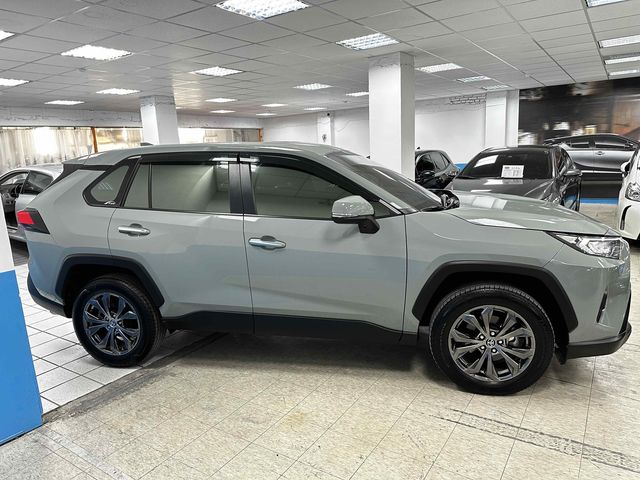 RAV4 2.0  第4張相片