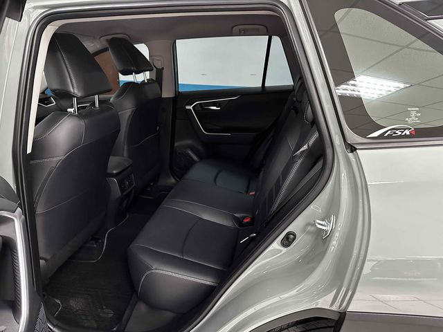 RAV4 2.0  第8張相片