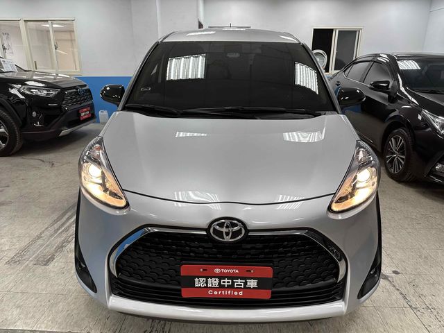 SIENTA 1.8  第2張相片