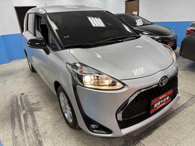 SIENTA 1.8  第3張相片