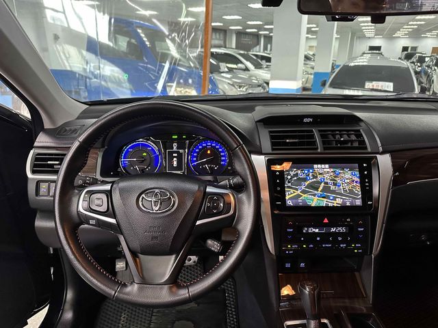 CAMRY 2.5 HV  第7張相片