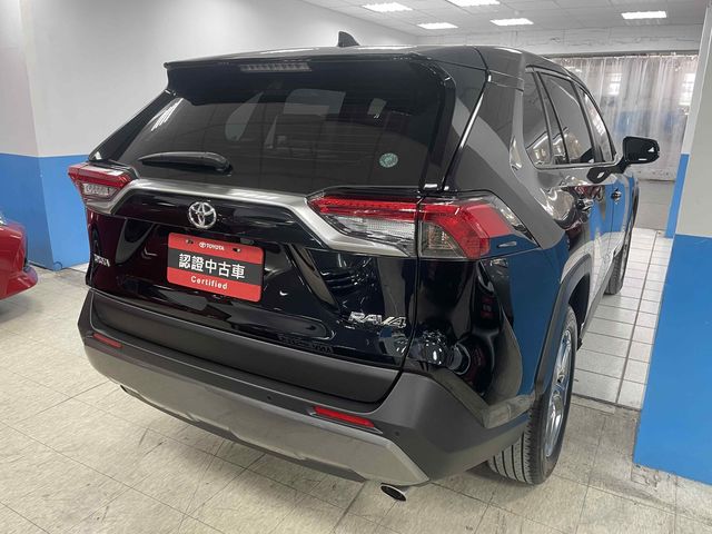 RAV4 2.0  第5張相片