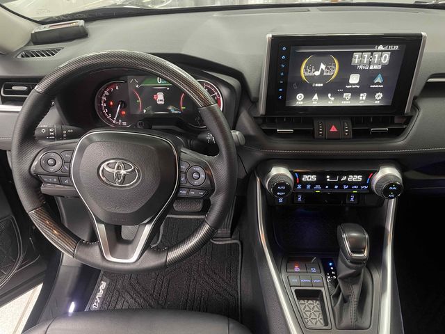 RAV4 2.0  第9張相片