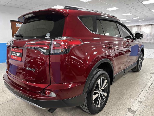 RAV4 2.0  第5張相片