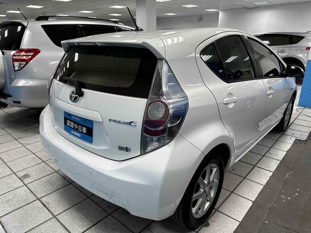 PRIUS C 1.5  第5張相片