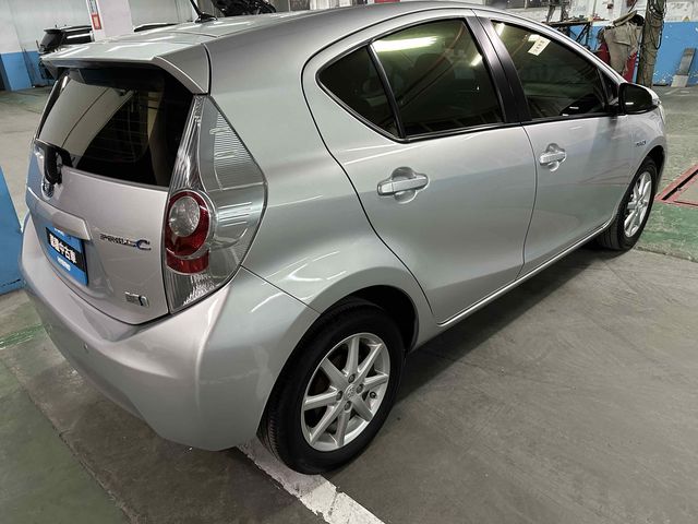 PRIUS C 1.5  第5張相片