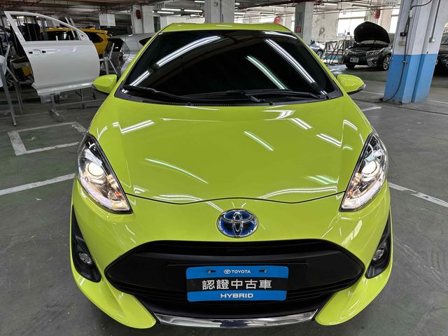 PRIUS C 1.5  第2張相片