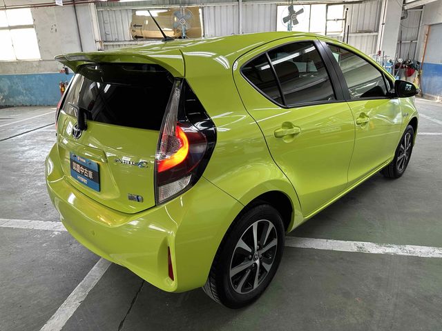 PRIUS C 1.5  第5張相片