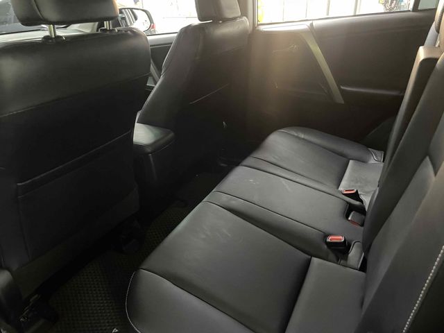 RAV4 2.0  第8張相片