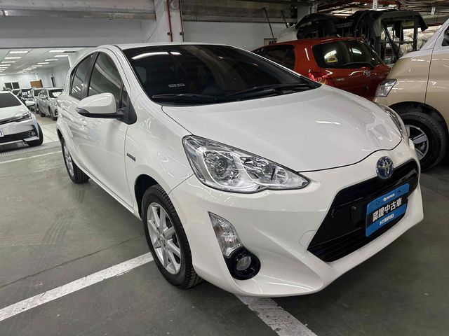 PRIUS C 1.5  第3張相片