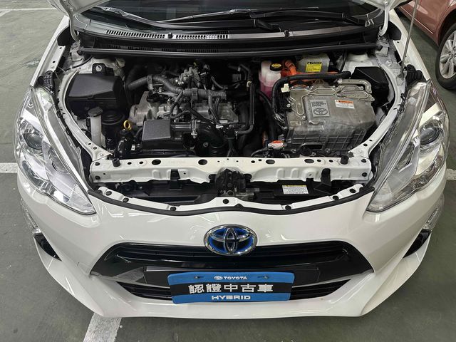 PRIUS C 1.5  第10張相片