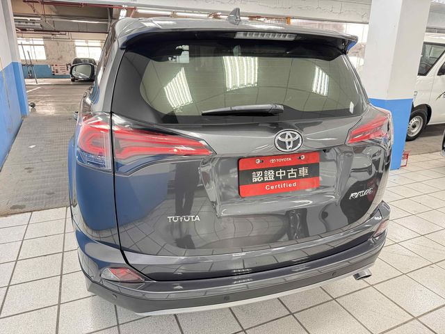 RAV4 2.0  第6張相片