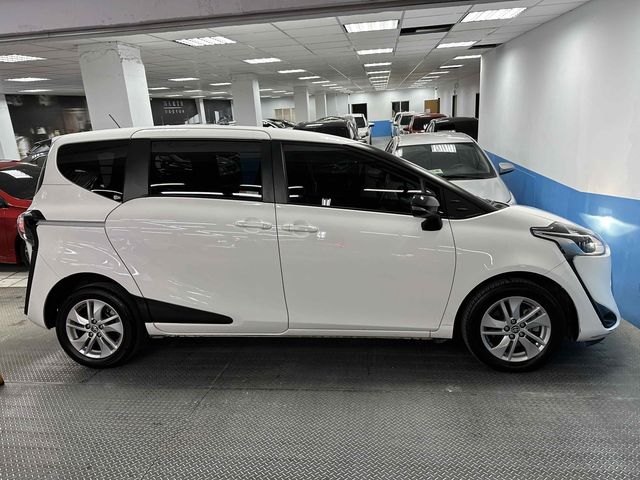SIENTA 1.8  第4張相片