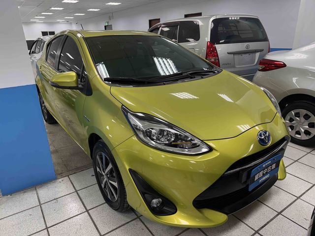 PRIUS C 1.5  第3張相片