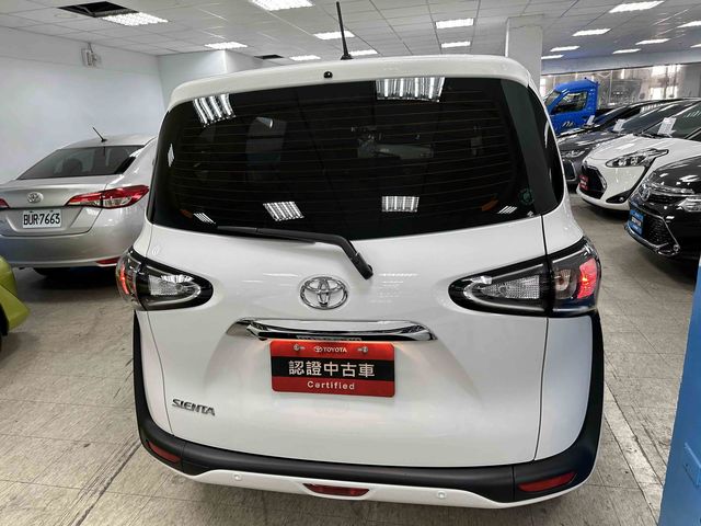 SIENTA 1.8  第6張相片