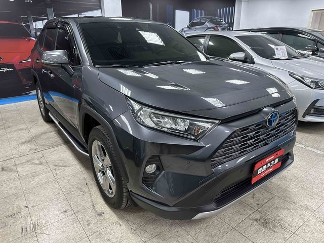 RAV4 2.0  第3張相片
