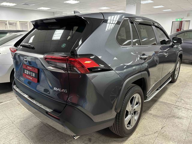 RAV4 2.0  第5張相片