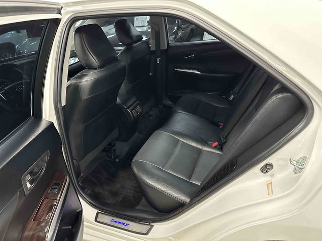 CAMRY 2.5 HV  第8張相片