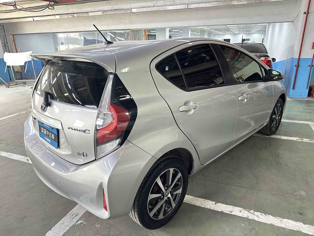 PRIUS C 1.5  第5張相片