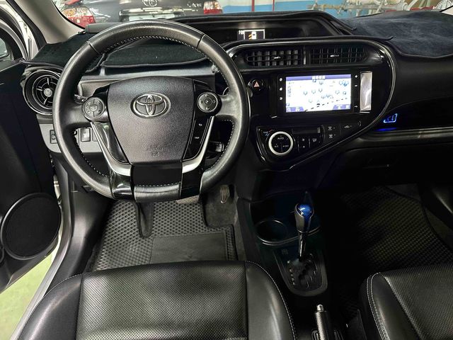 PRIUS C 1.5  第7張相片