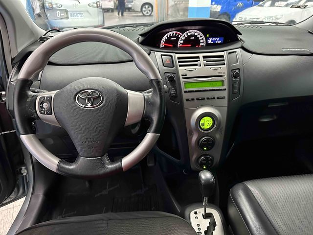 YARIS 1.5  第7張相片