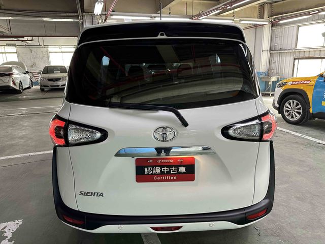 SIENTA 1.8  第6張相片