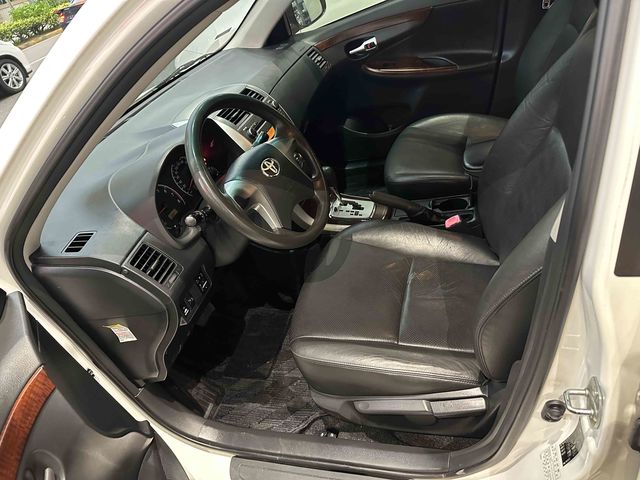 ALTIS 1.8E  第9張相片