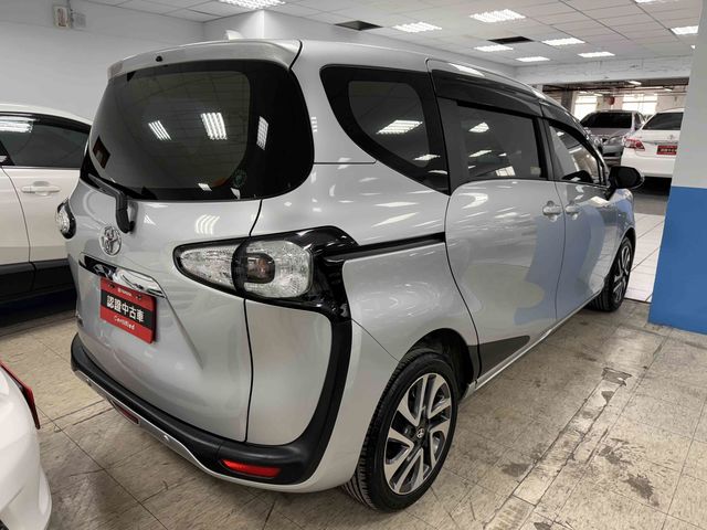 SIENTA 1.8  第4張相片