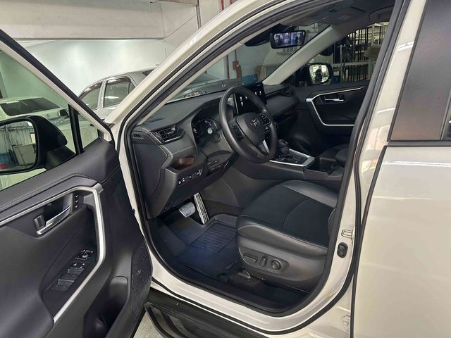 RAV4 2.5 HV  第9張相片