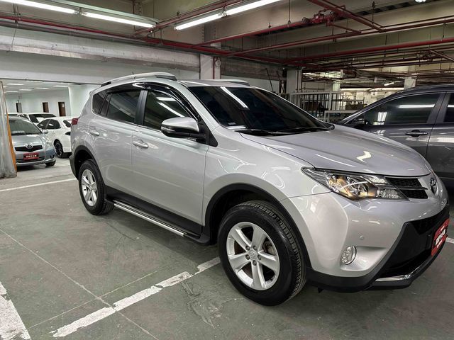RAV4 2.0  第3張相片