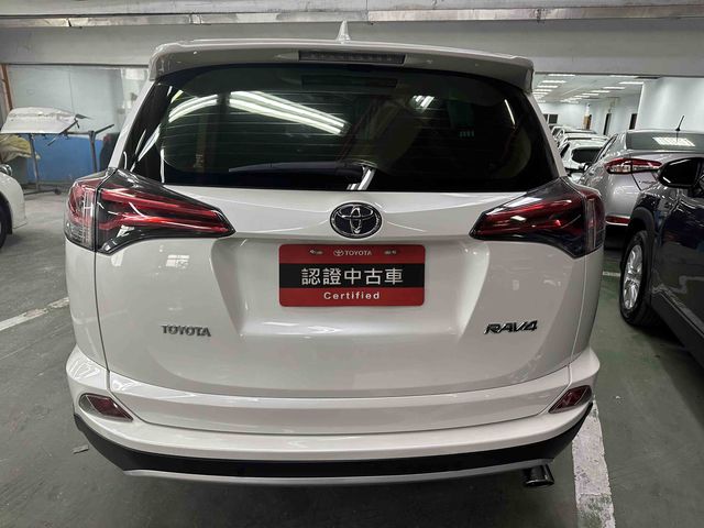 RAV4 2.0  第6張相片