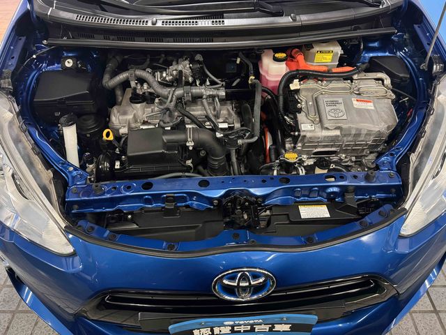 PRIUS C 1.5  第10張相片