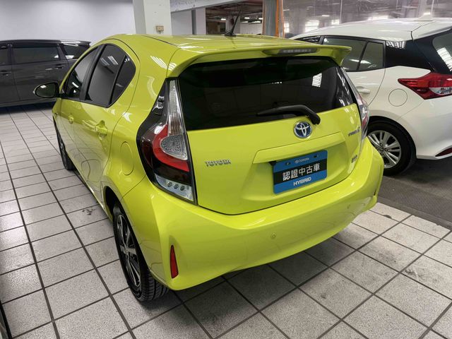 PRIUS C 1.5  第6張相片