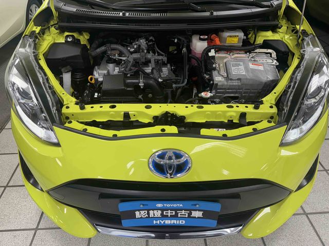 PRIUS C 1.5  第10張相片