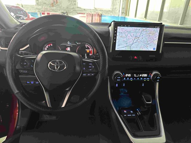 RAV4 2.0  第7張相片