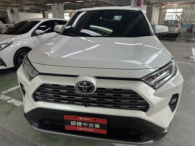 RAV4 2.0  第2張相片