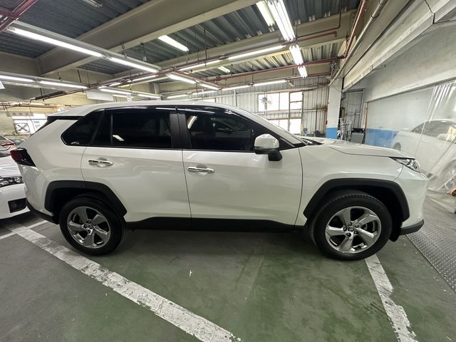 RAV4 2.0  第4張相片