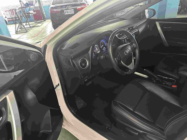 ALTIS 1.8  第9張相片