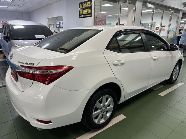 ALTIS 1.8  第5張相片