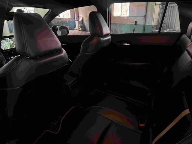 CROSS GR SPORT  第8張相片
