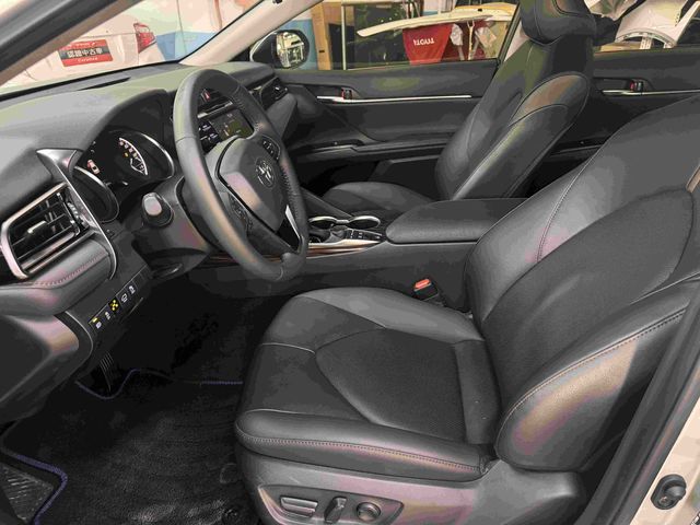 CAMRY 2.5 HV  第7張相片