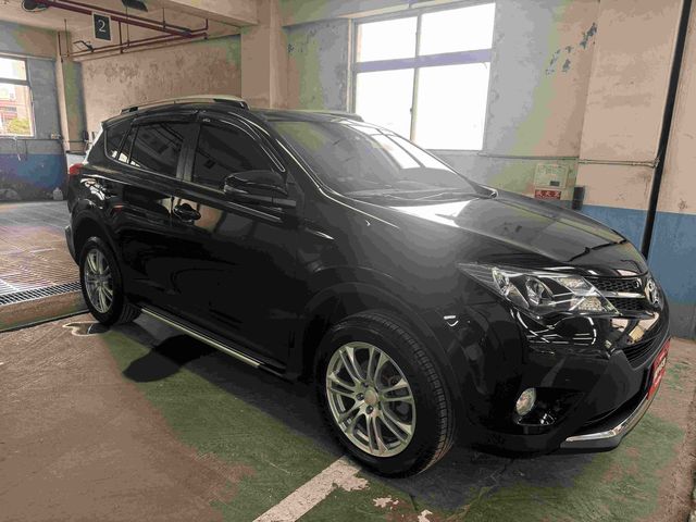 RAV4 2.5  第4張相片