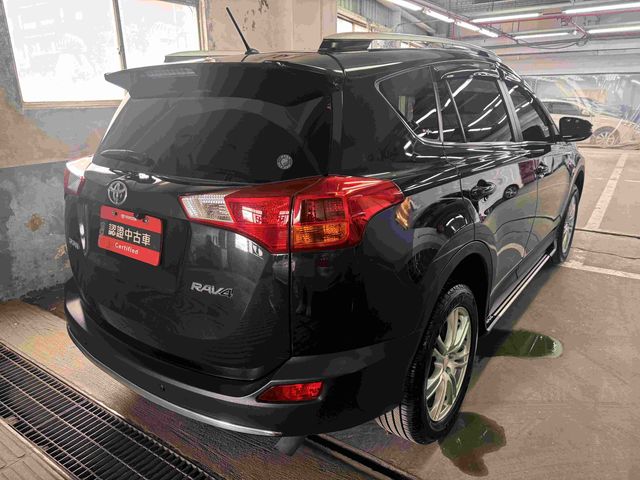 RAV4 2.5  第5張相片