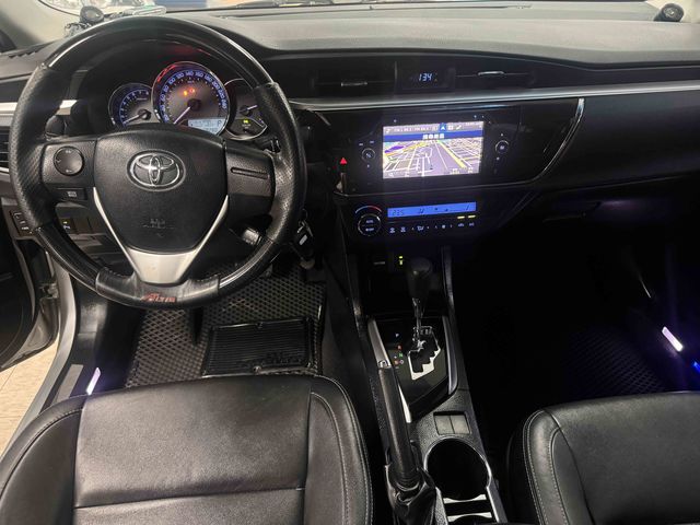 ALTIS 1.8  第9張相片