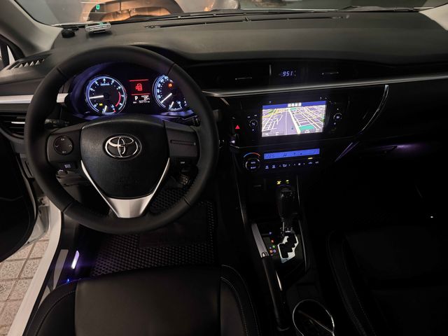 ALTIS 1.8  第9張相片