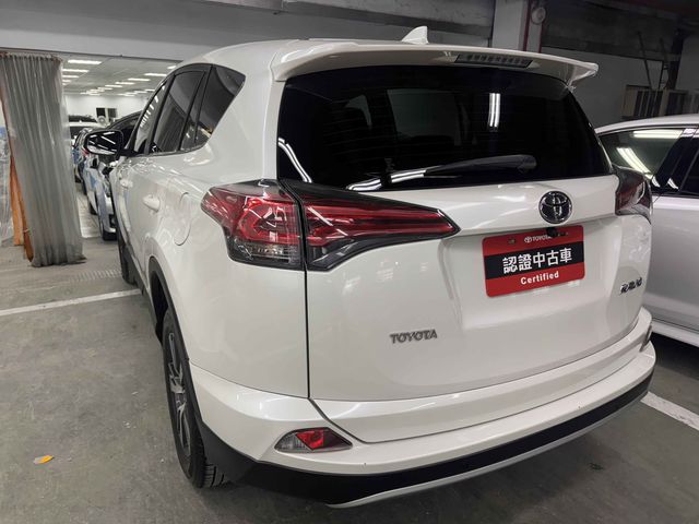 RAV4 2.0  第6張相片