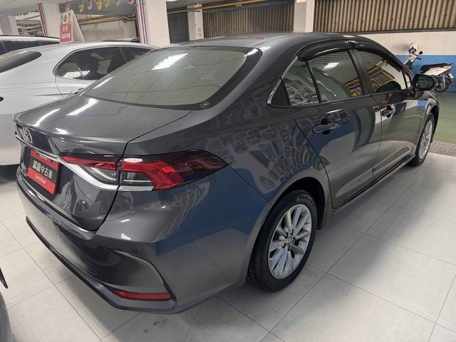 ALTIS 1.8  第4張相片